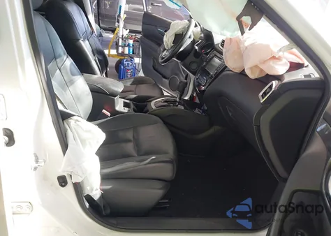 2015 Nissan Rogue Sl z USA, uszkodzony, nr VIN 5N1AT2MT3FC822077